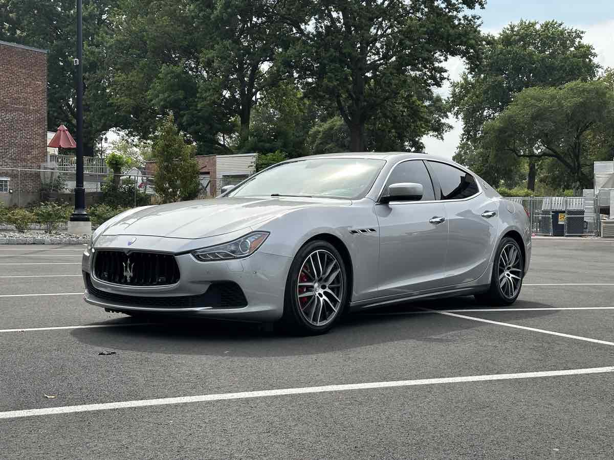 2014 Maserati Ghibli S Q4 photo 3