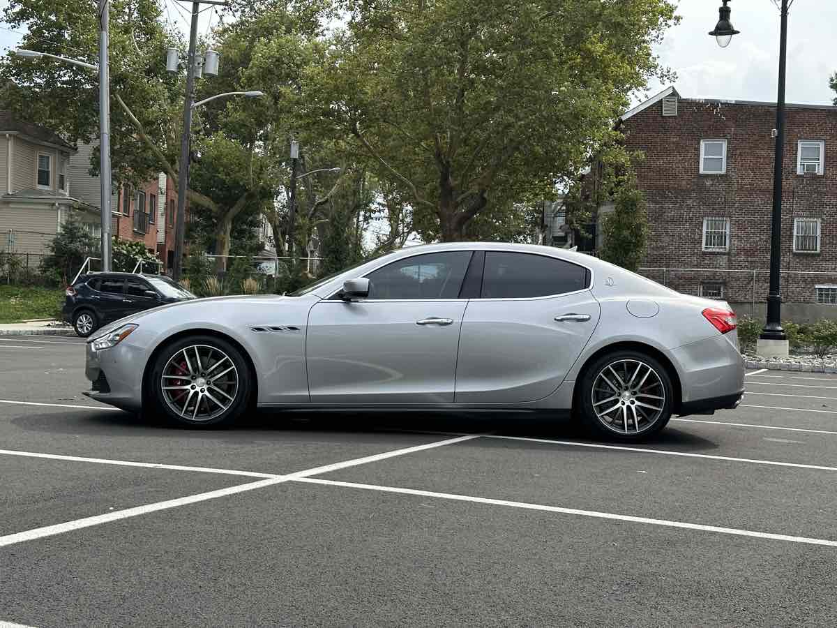 2014 Maserati Ghibli S Q4 photo 4