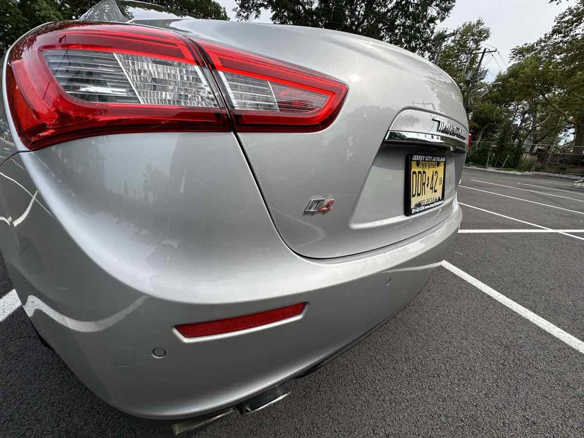 2014 Maserati Ghibli S Q4 photo 12