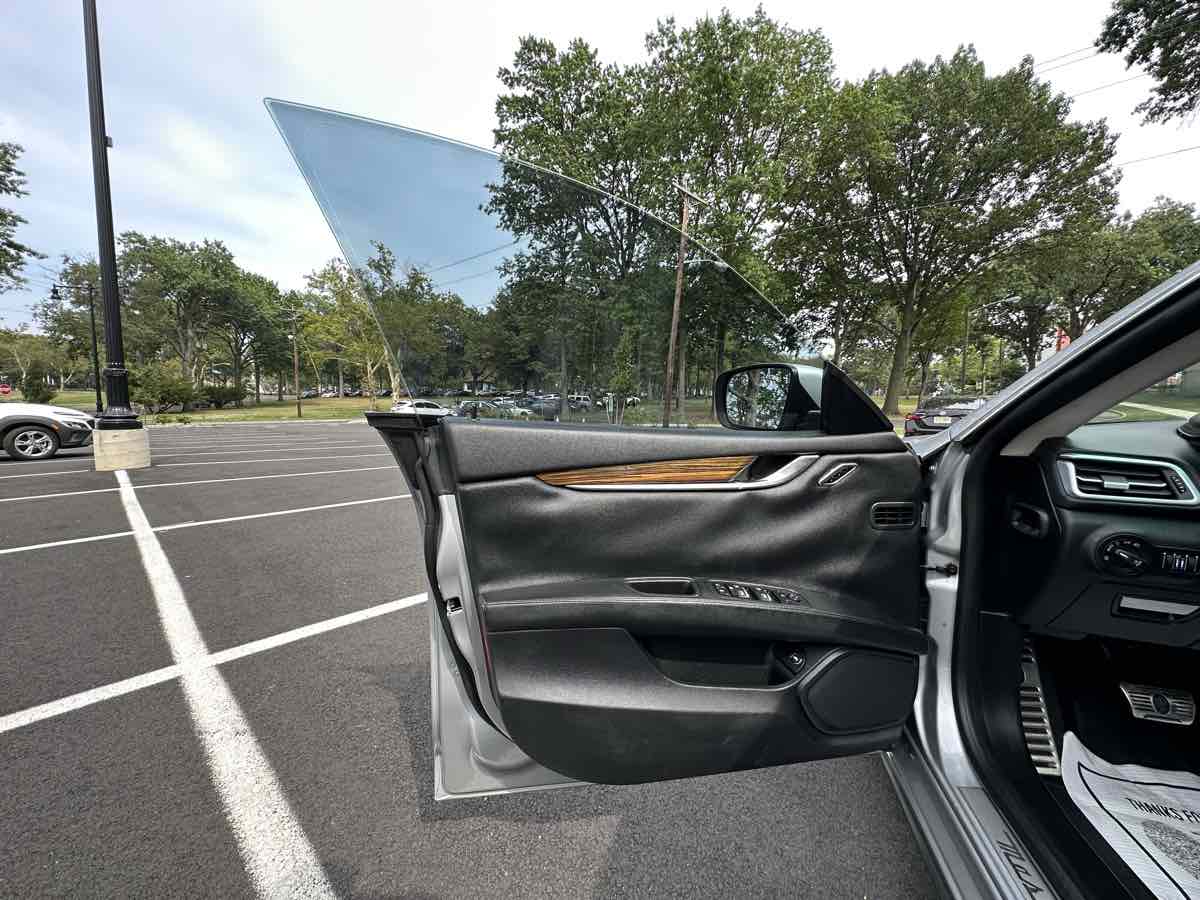 2014 Maserati Ghibli S Q4 photo 14