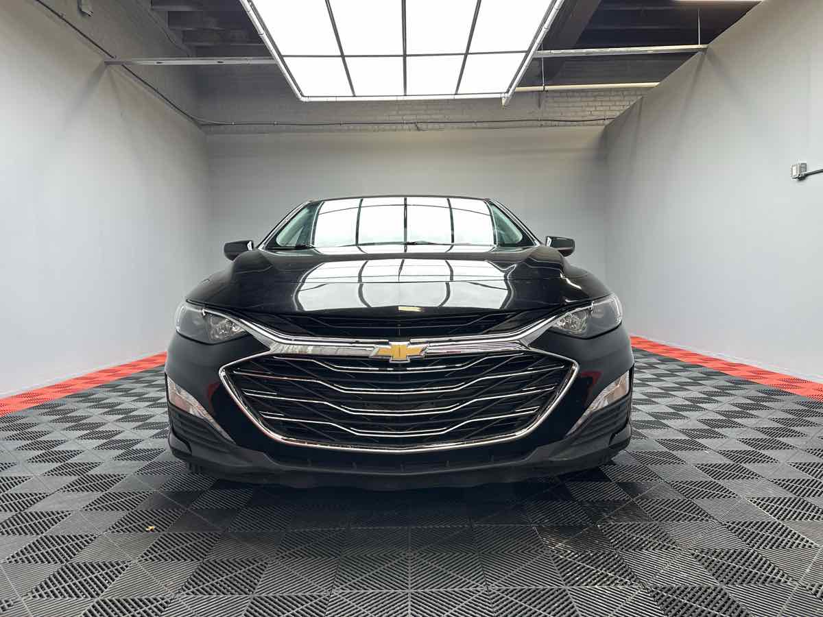 2020 Chevrolet Malibu 1LT photo 2