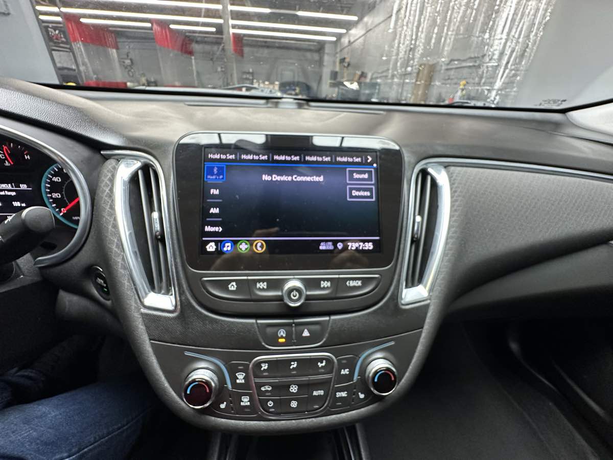 2020 Chevrolet Malibu 1LT photo 25