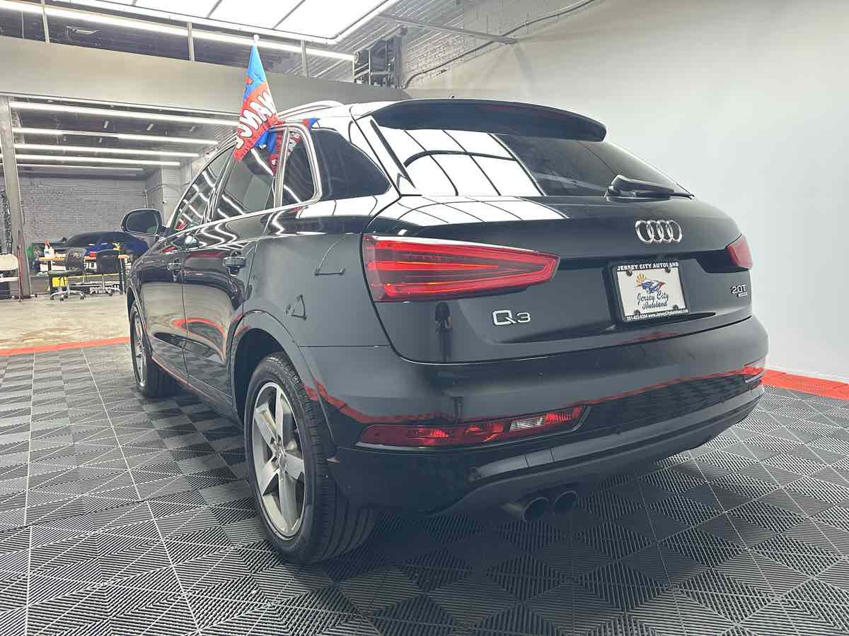2015 Audi Q3 Prestige photo 6