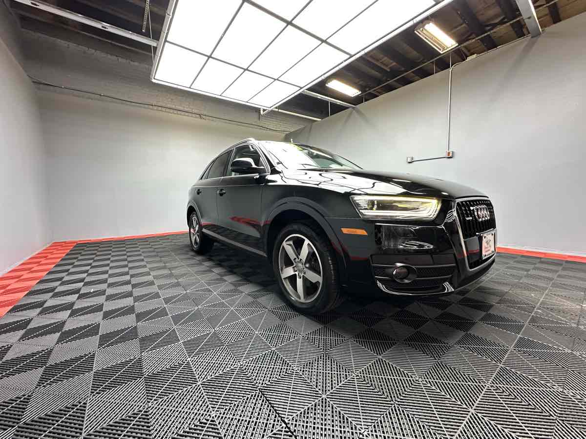 2015 Audi Q3 Prestige photo 10