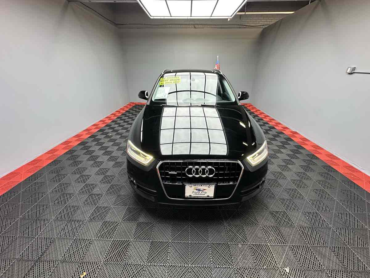 2015 Audi Q3 Prestige photo 12