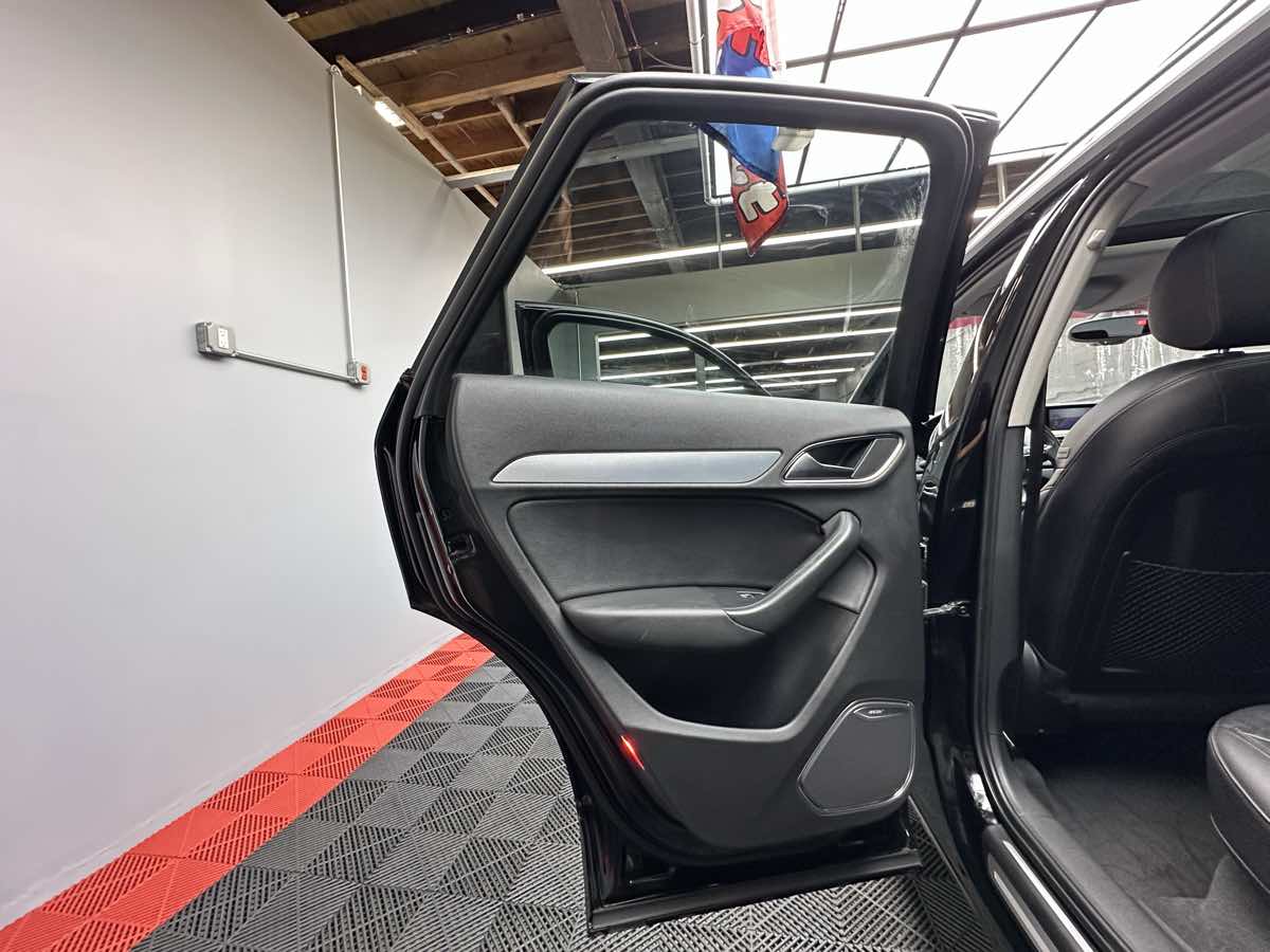 2015 Audi Q3 Prestige photo 19