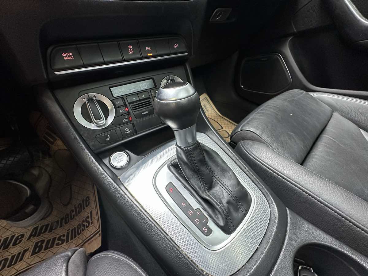 2015 Audi Q3 Prestige photo 29