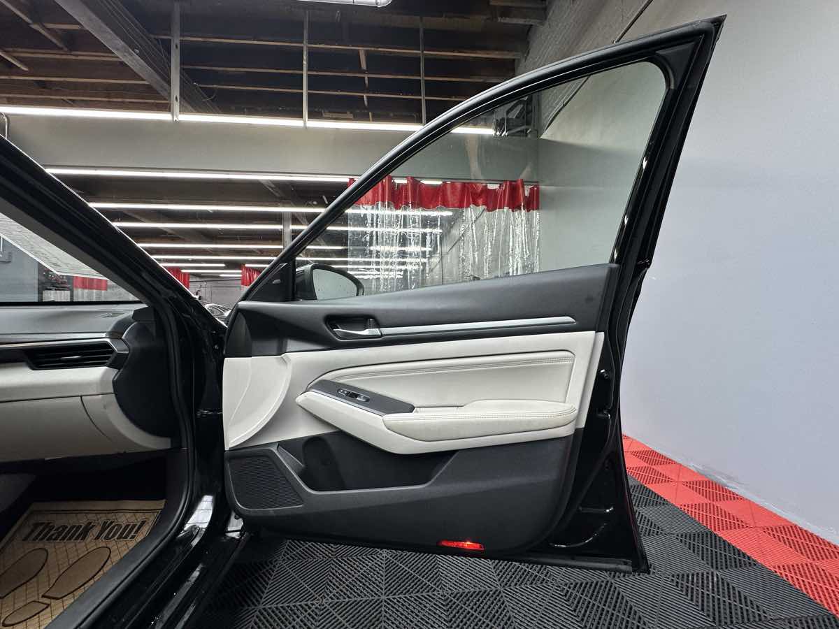2019 Nissan Altima 2.5 SL photo 19