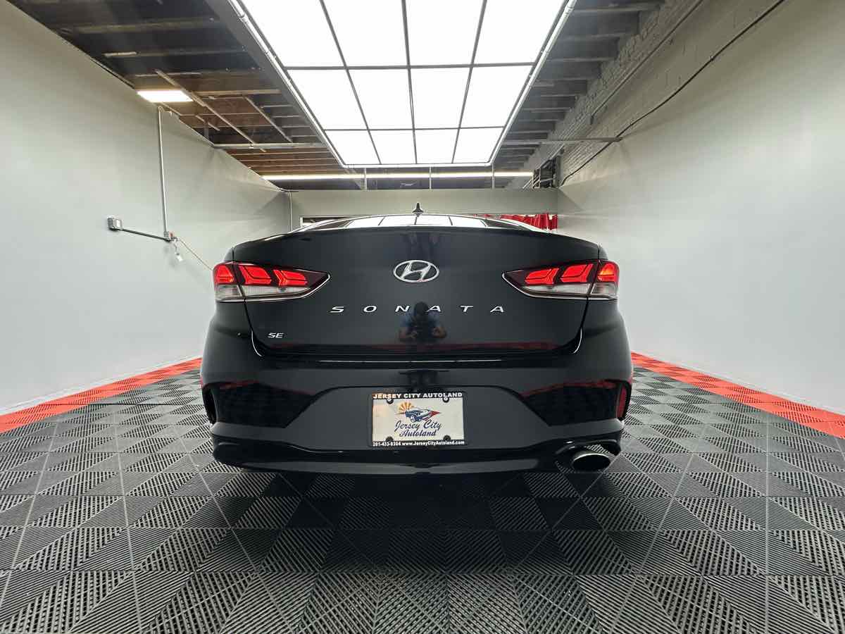 2018 Hyundai Sonata SE photo 7