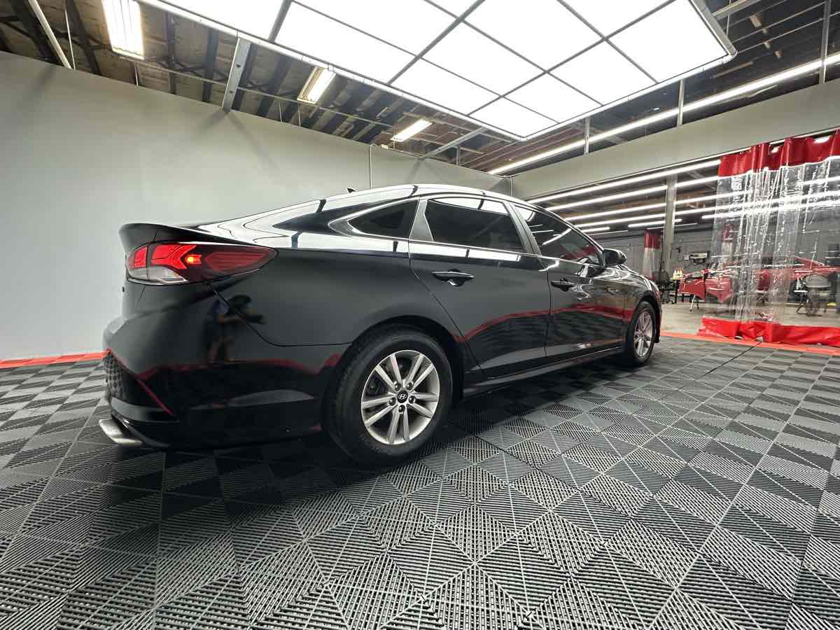 2018 Hyundai Sonata SE photo 9