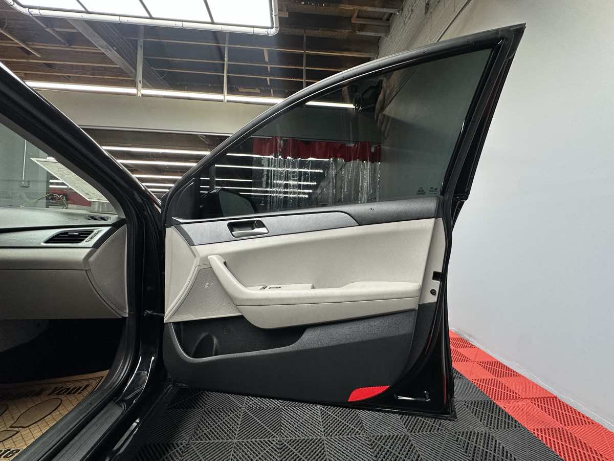 2018 Hyundai Sonata SE photo 20