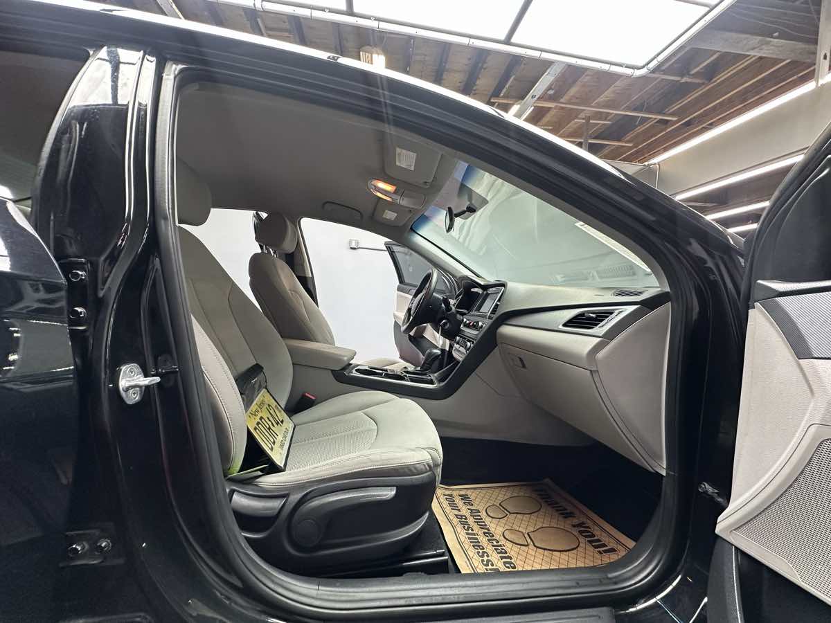 2018 Hyundai Sonata SE photo 22