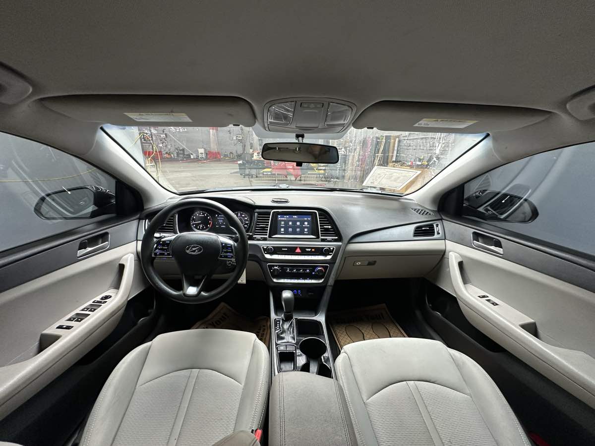 2018 Hyundai Sonata SE photo 27