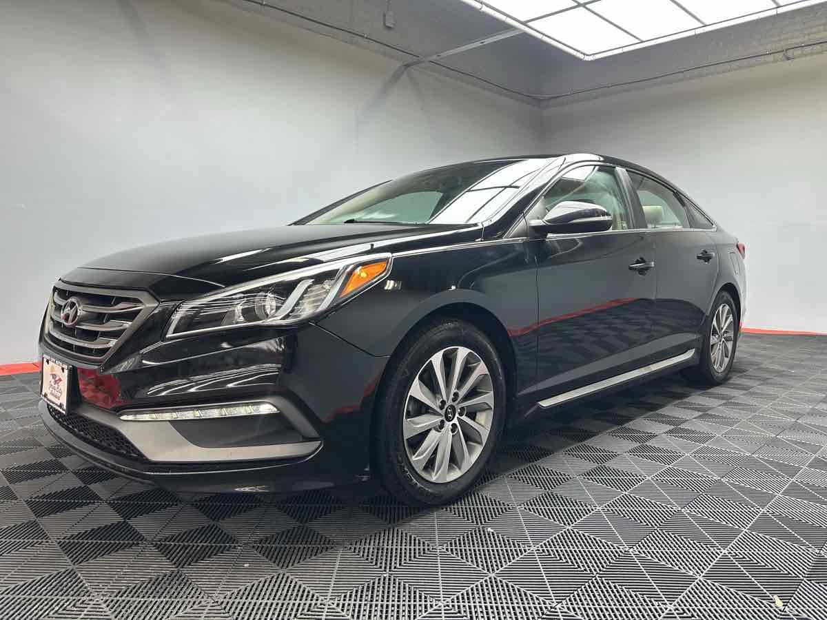 2017 Hyundai Sonata Sport photo 3