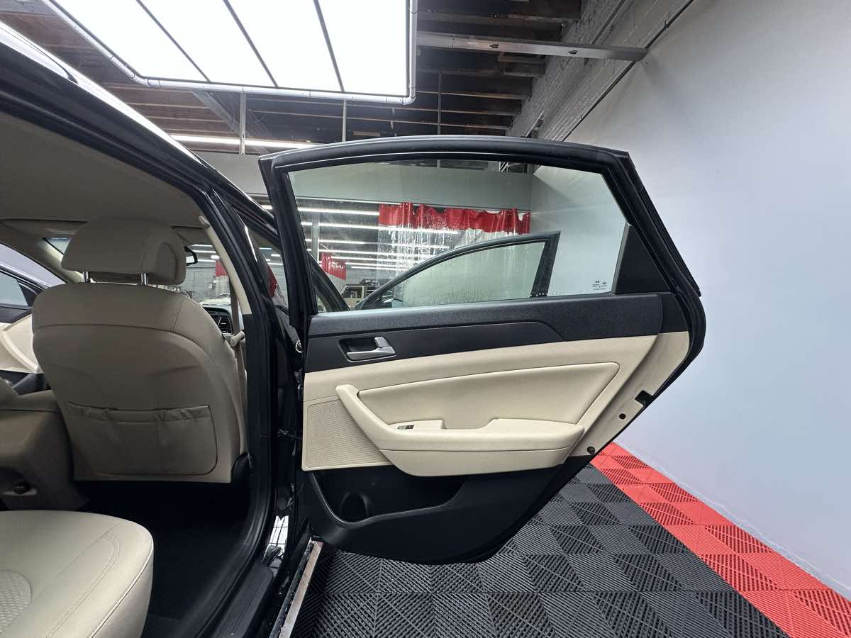 2017 Hyundai Sonata Sport photo 18
