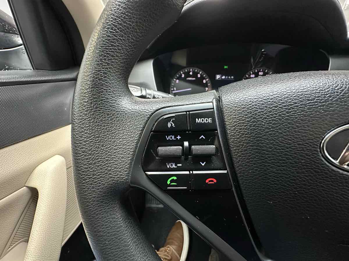 2017 Hyundai Sonata Sport photo 25