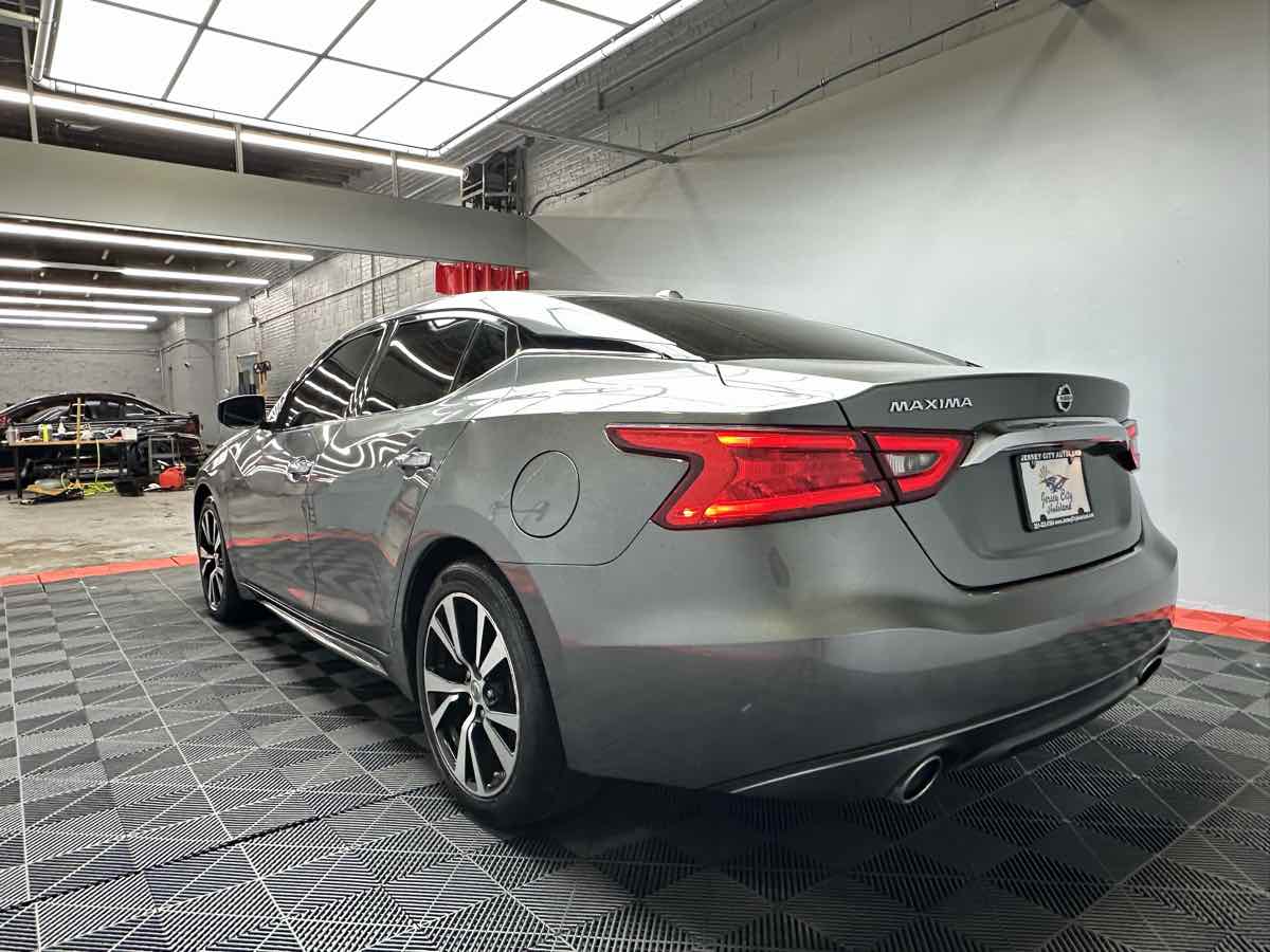 2018 Nissan Maxima S photo 4