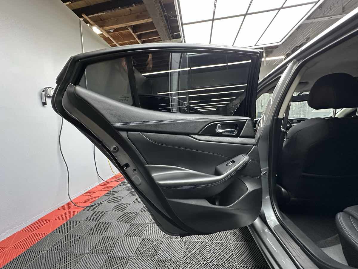 2018 Nissan Maxima S photo 10
