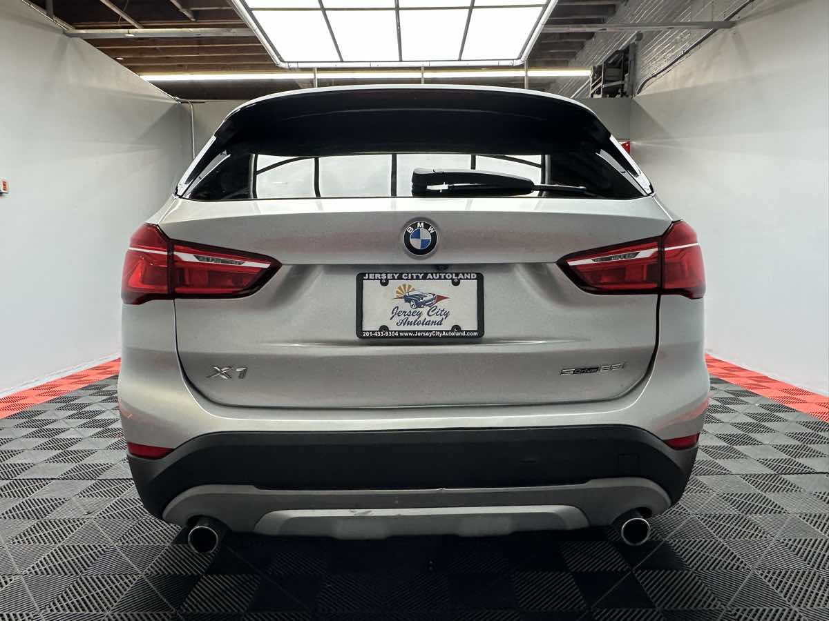 2018 Bmw X1 sDrive28i photo 5