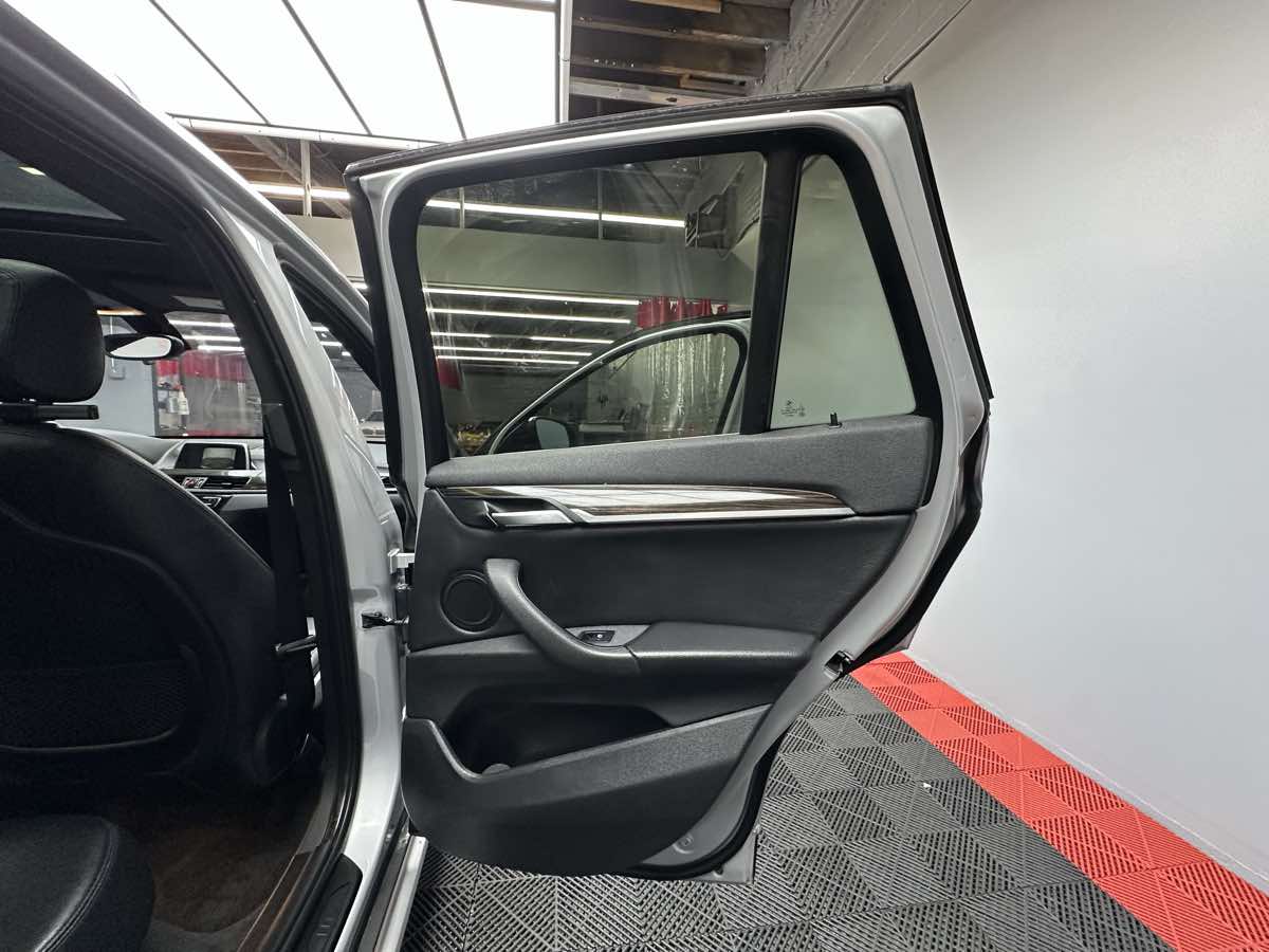 2018 Bmw X1 sDrive28i photo 18