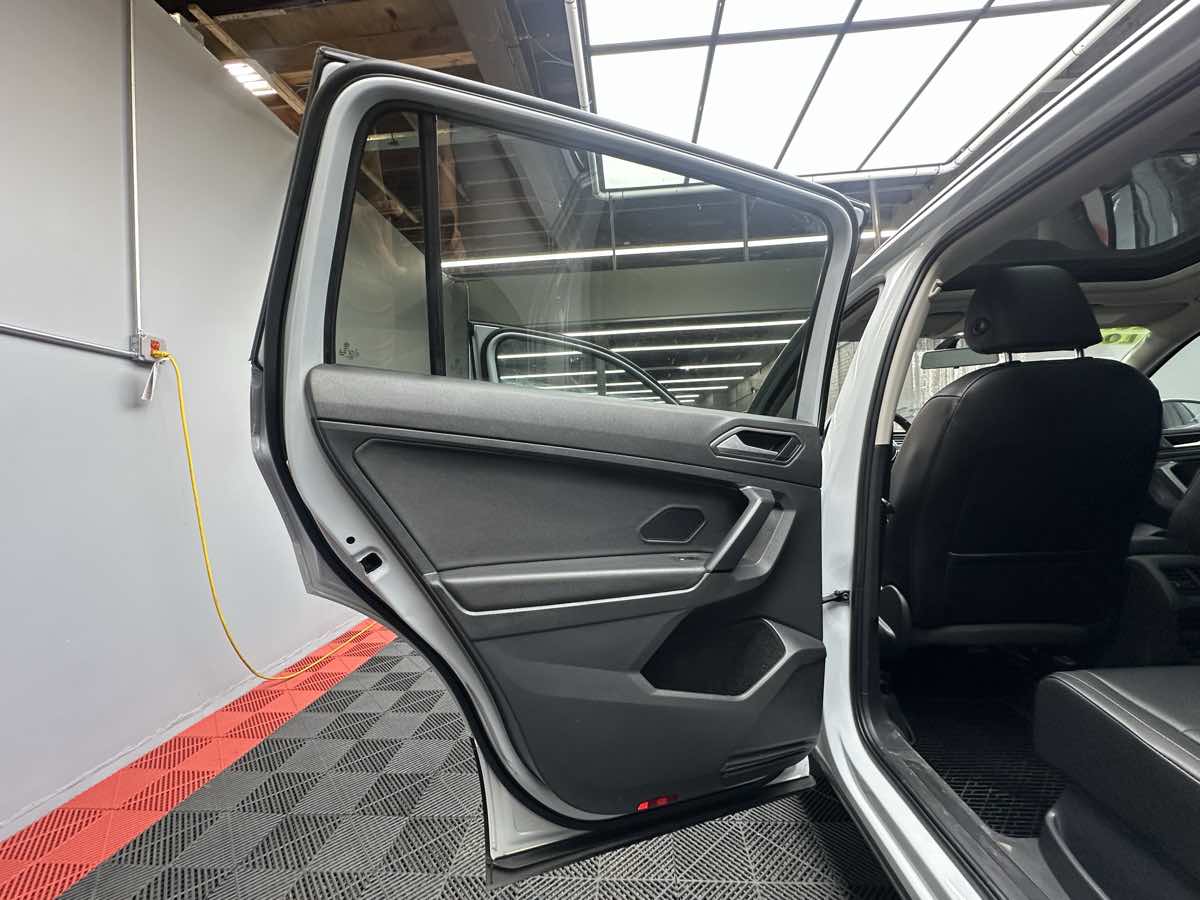 2019 Volkswagen Tiguan SE photo 14