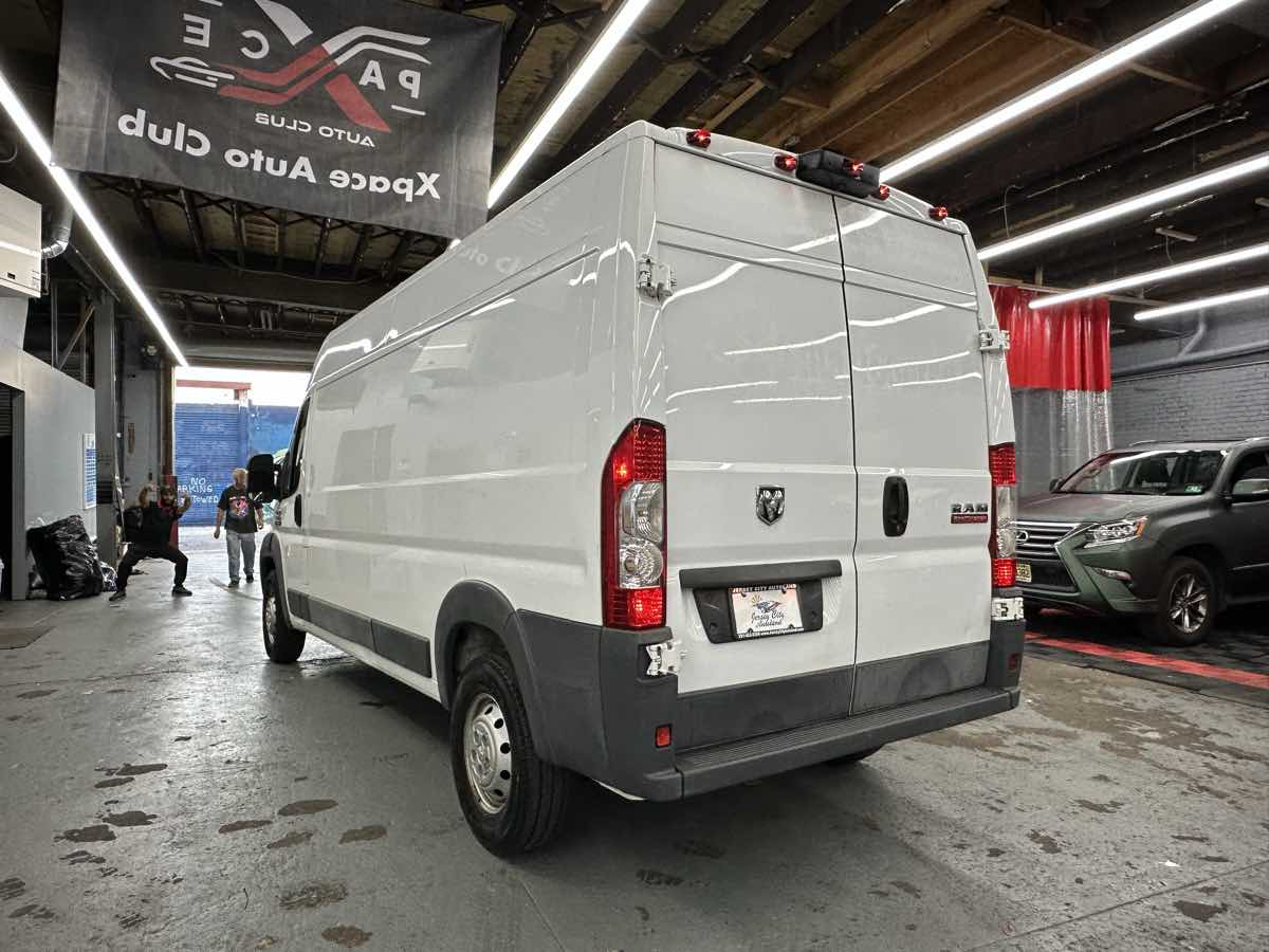 2017 Ram ProMaster 2500 photo 3