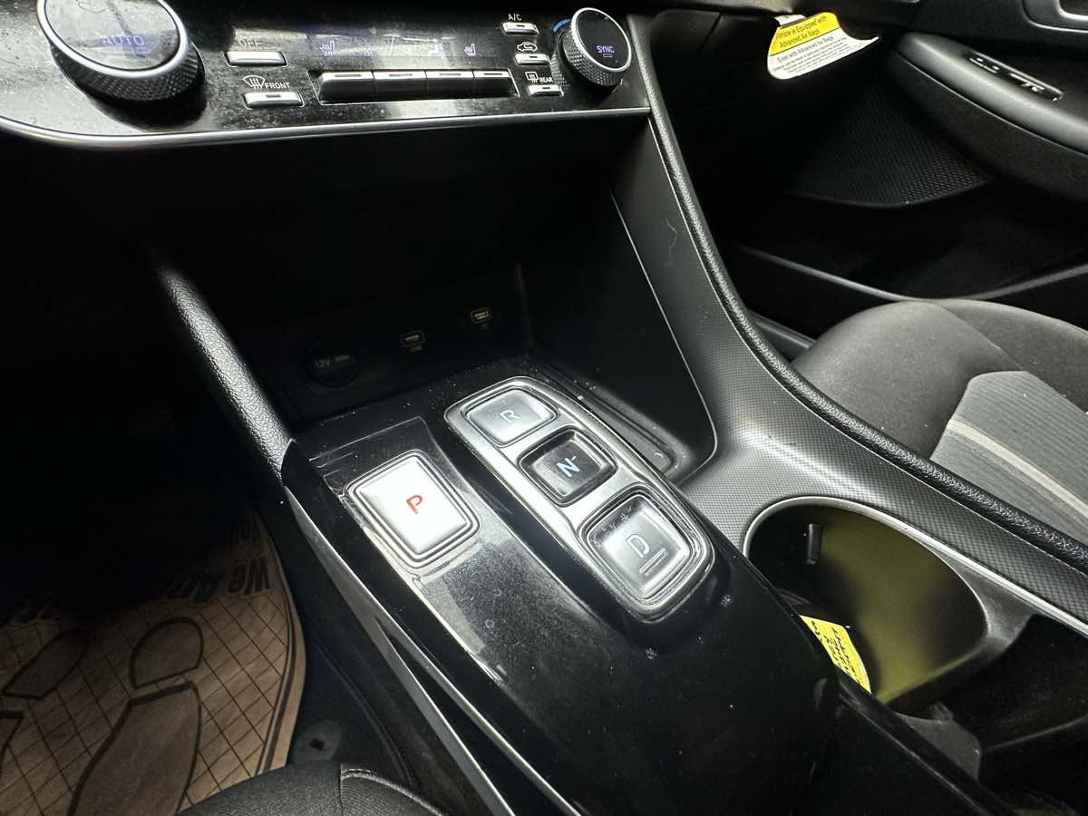 2021 Hyundai Sonata SEL photo 17