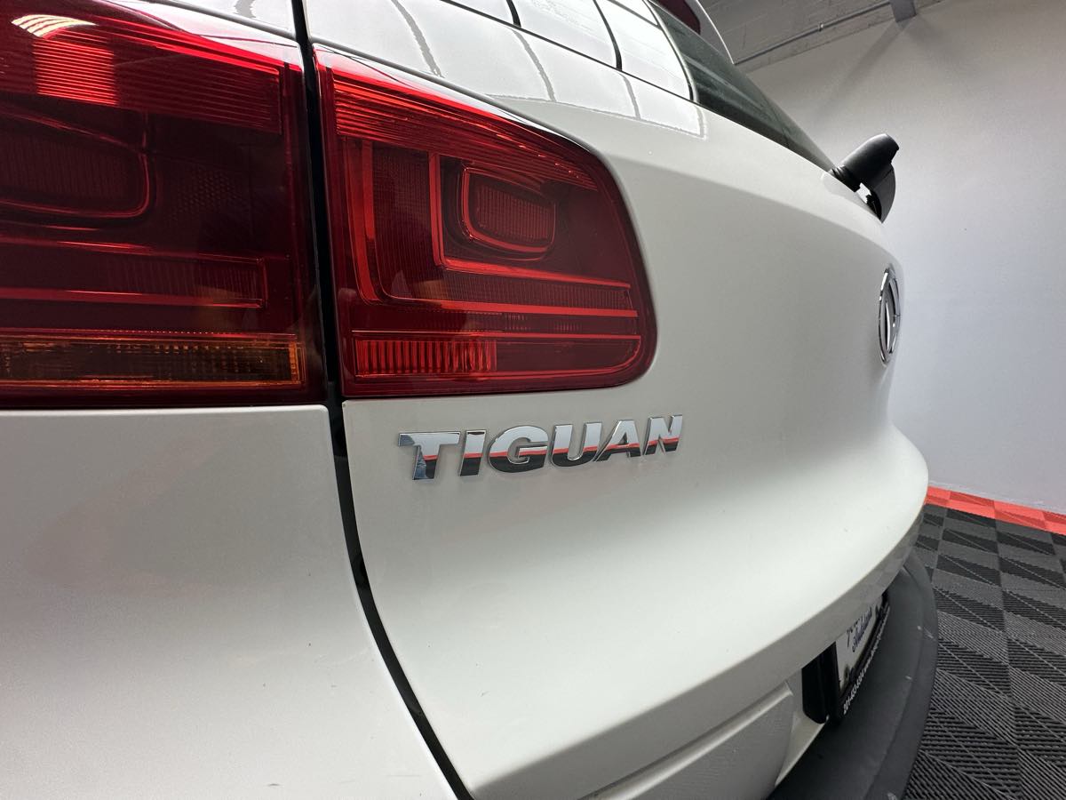 2017 Volkswagen Tiguan S photo 7