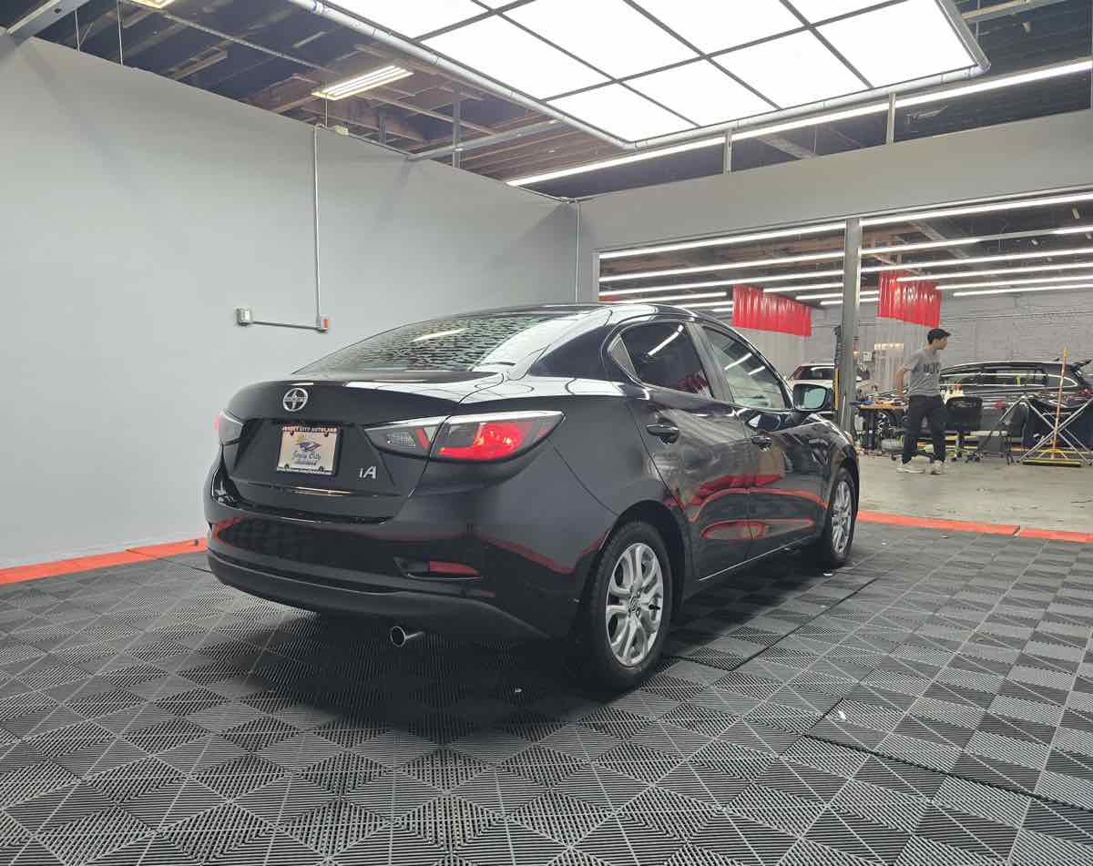 2016 Scion iA photo 4