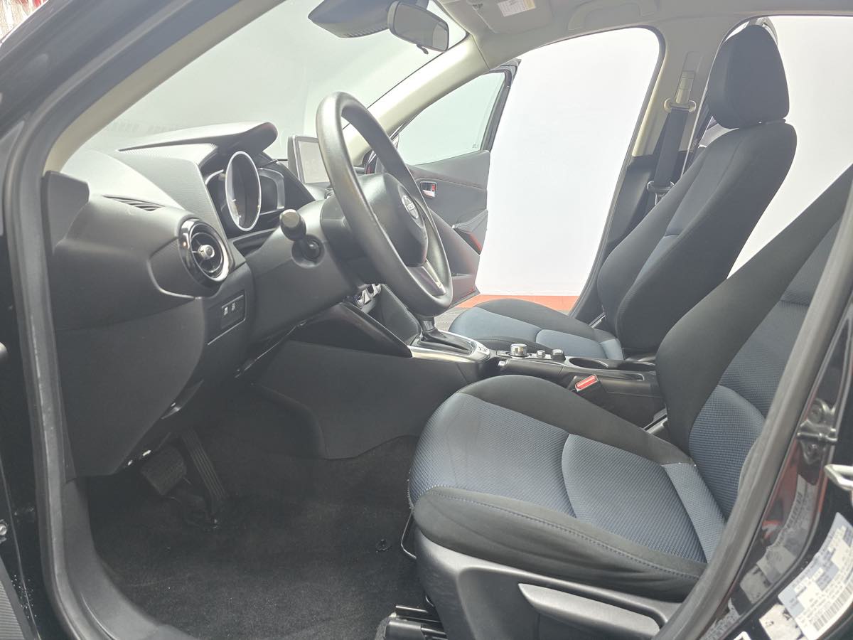 2016 Scion iA photo 14
