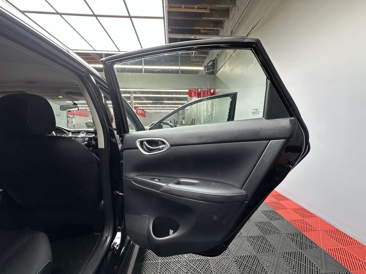 2017 Nissan Sentra SR Turbo photo 14