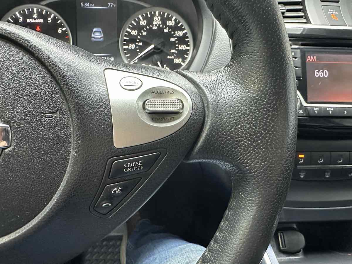 2017 Nissan Sentra SR Turbo photo 23