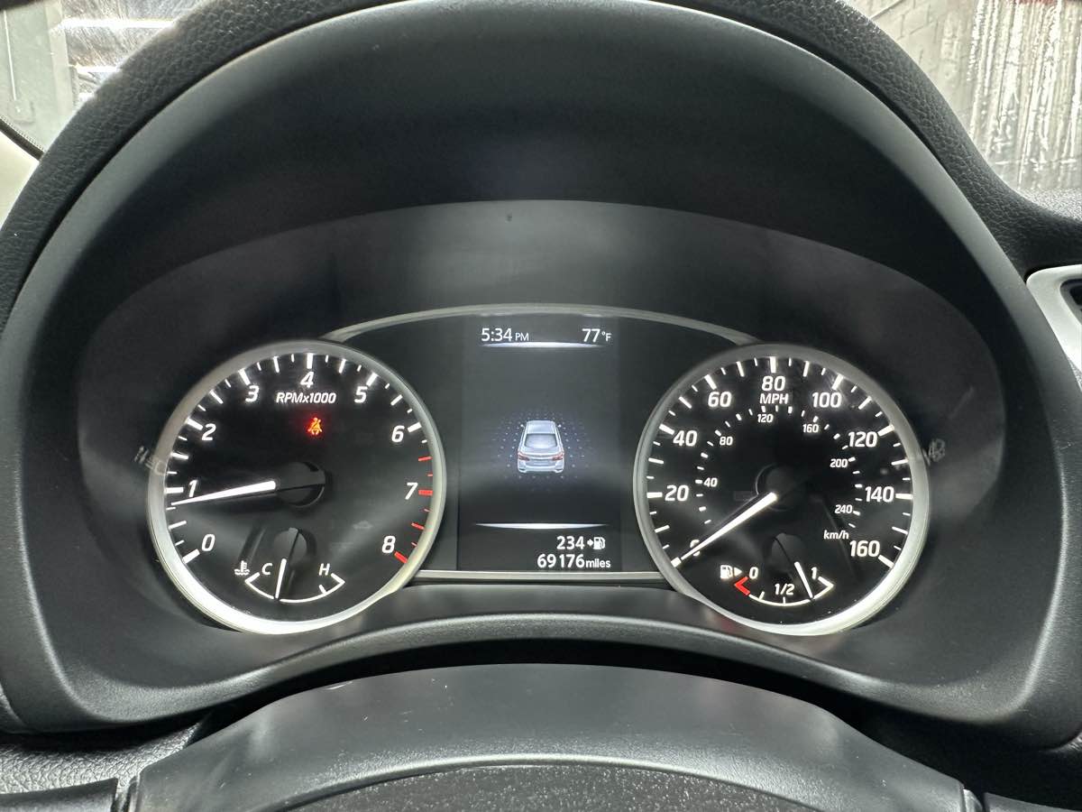 2017 Nissan Sentra SR Turbo photo 25