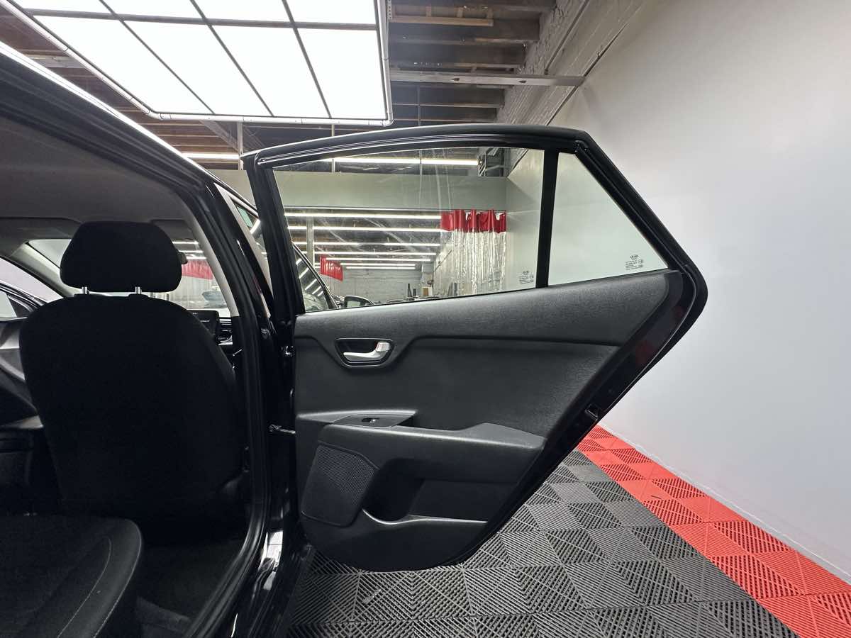 2021 Kia Rio S photo 15