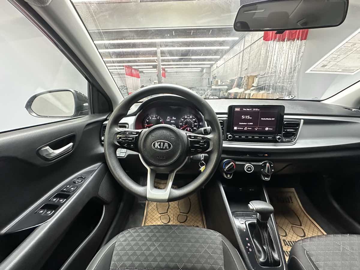 2021 Kia Rio S photo 21
