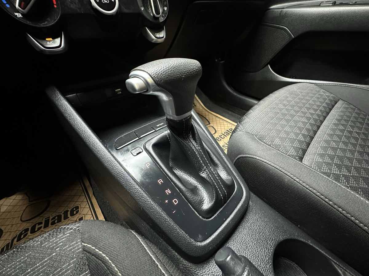 2021 Kia Rio S photo 22
