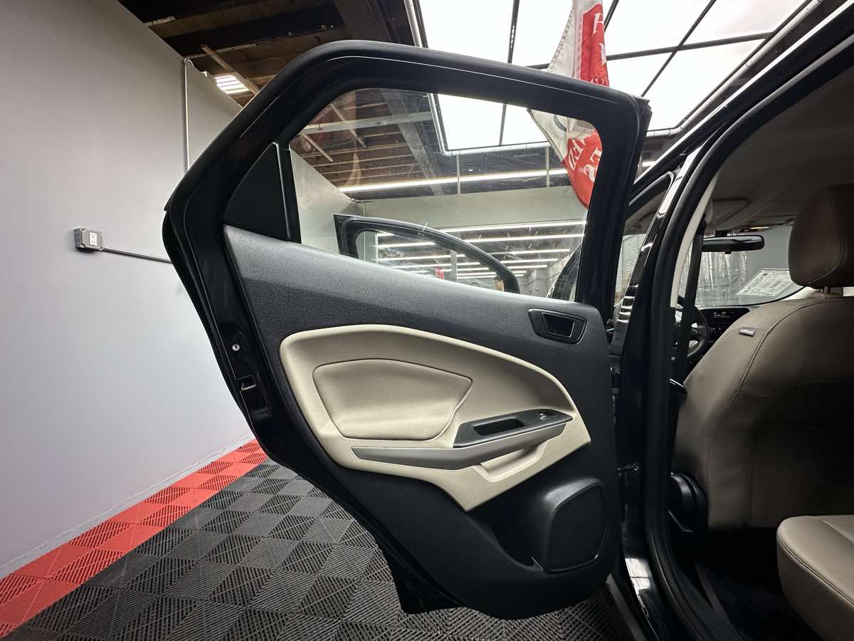 2019 Ford EcoSport S photo 14