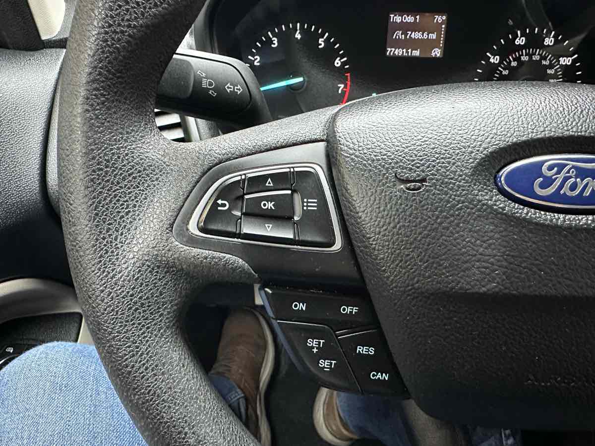 2019 Ford EcoSport S photo 26