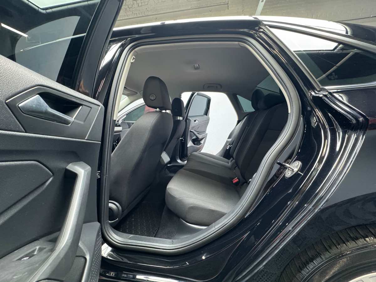 2019 Volkswagen Jetta SE R-Line photo 19