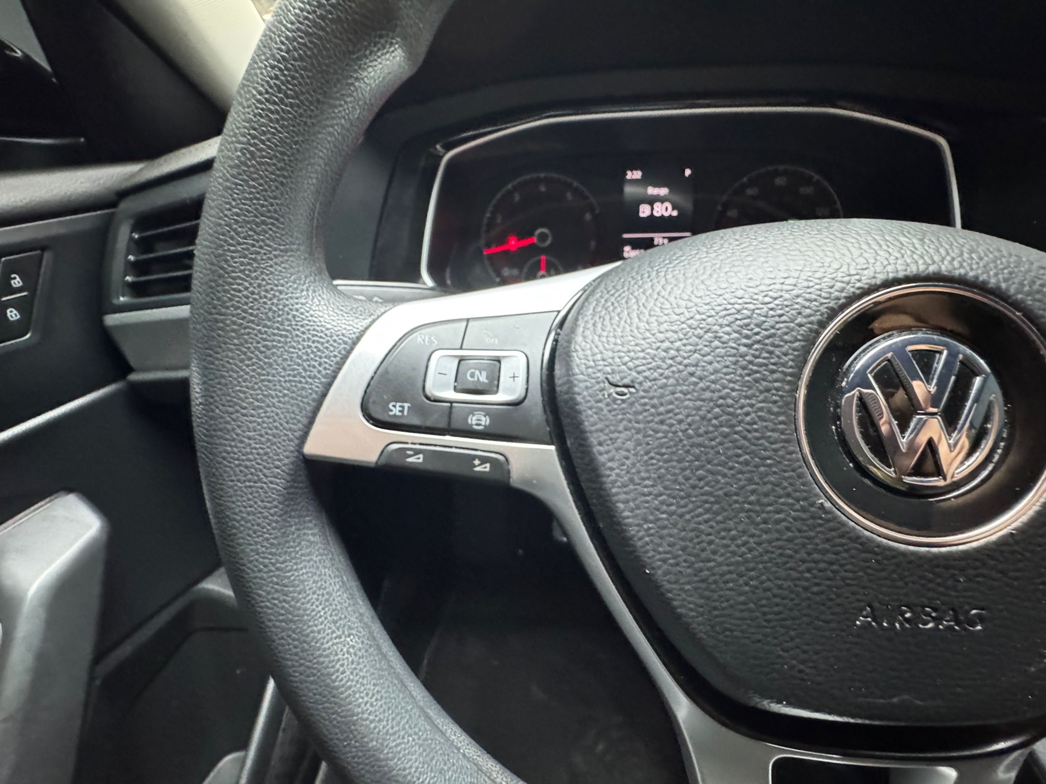 2019 Volkswagen Jetta SE R-Line photo 25
