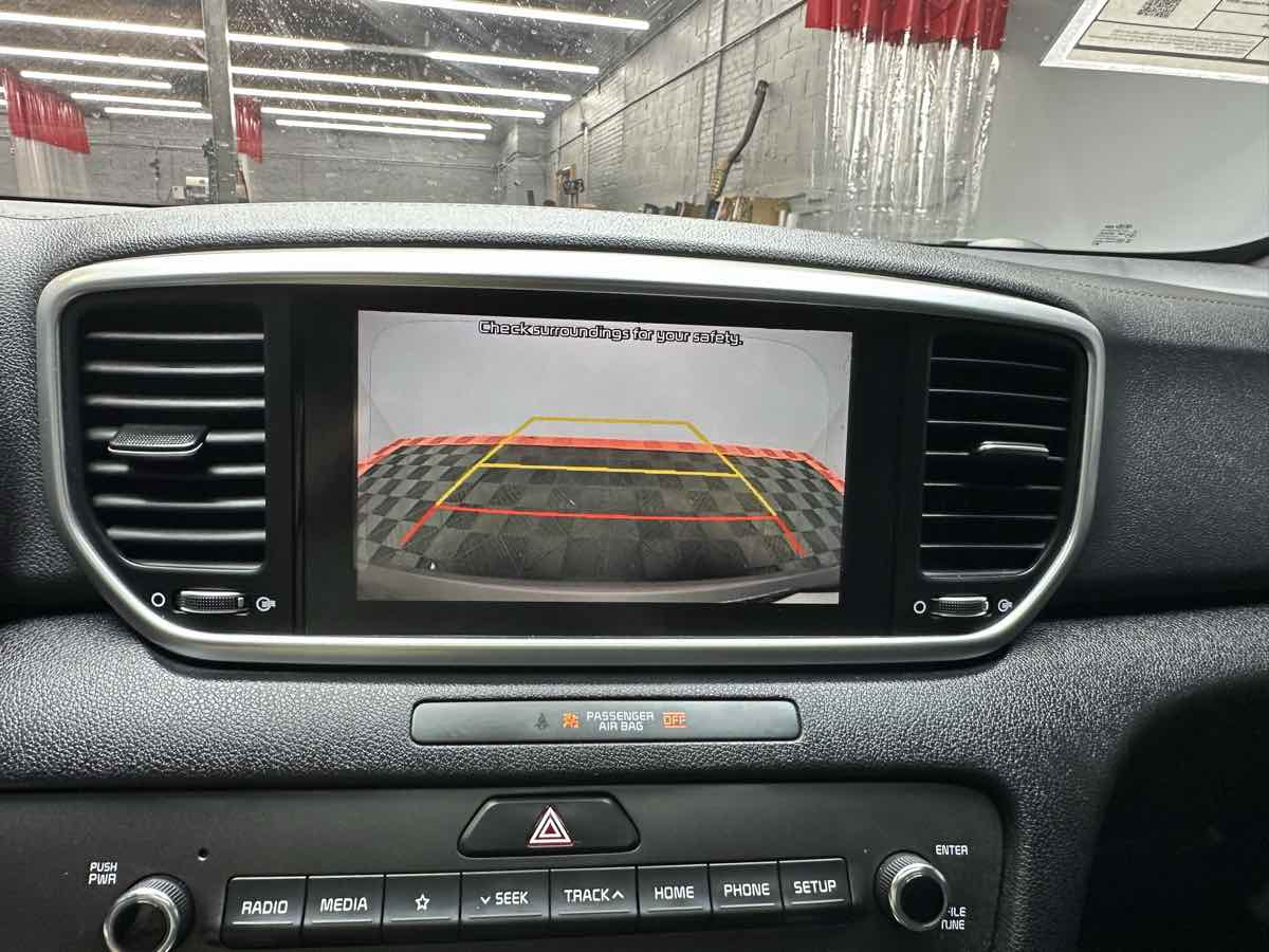 2020 Kia Sportage S photo 31