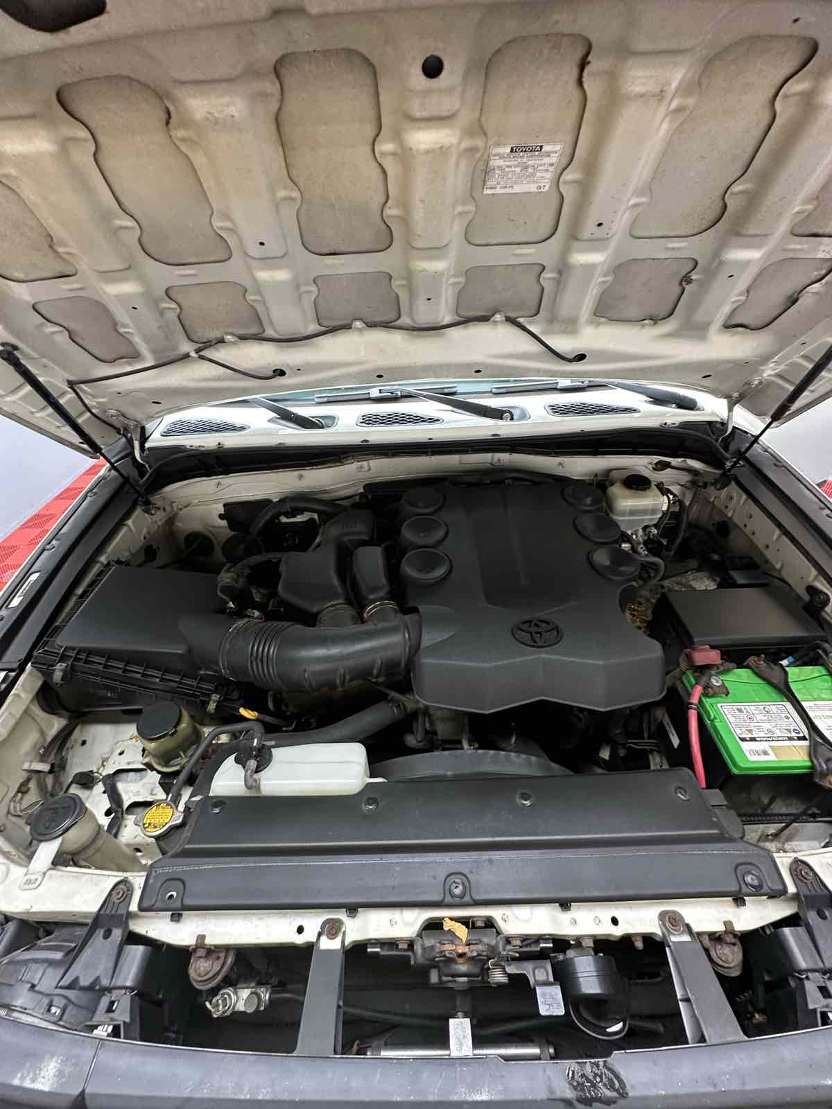 2012 Toyota FJ Cruiser Base photo 25