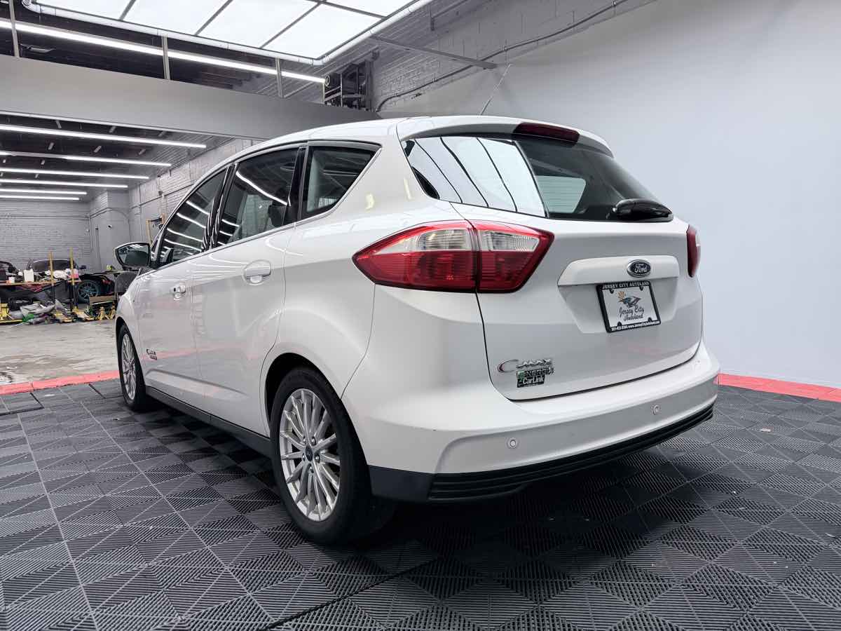 2013 Ford C-Max Energi SEL photo 4