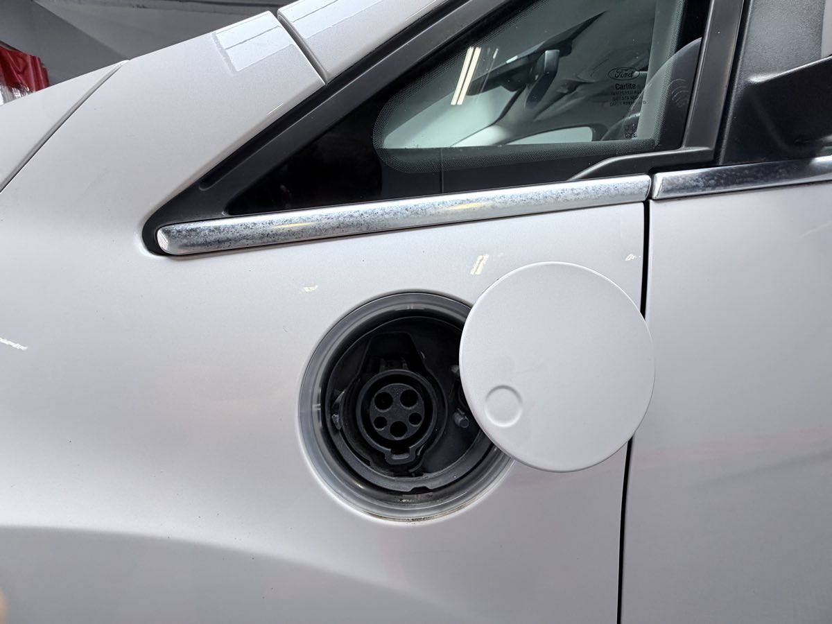 2013 Ford C-Max Energi SEL - Photo 14