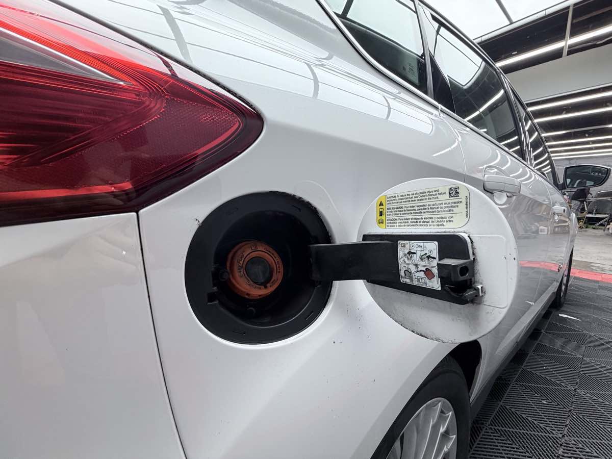 2013 Ford C-Max Energi SEL - Photo 17