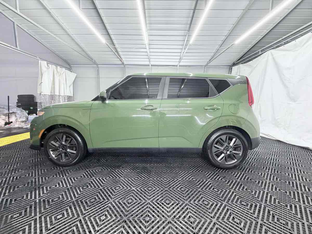 2020 Kia Soul EX - Photo 4