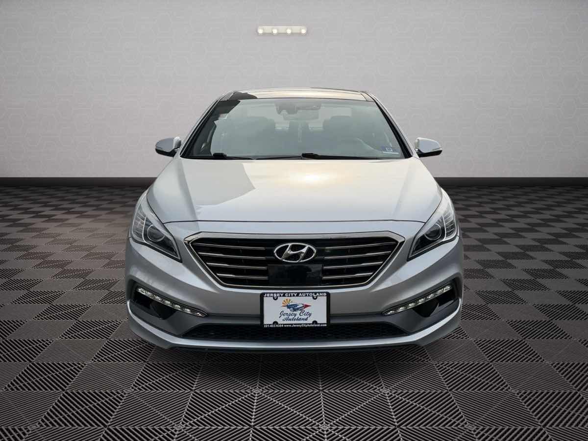 2015 Hyundai Sonata 2.0T Limited photo 2