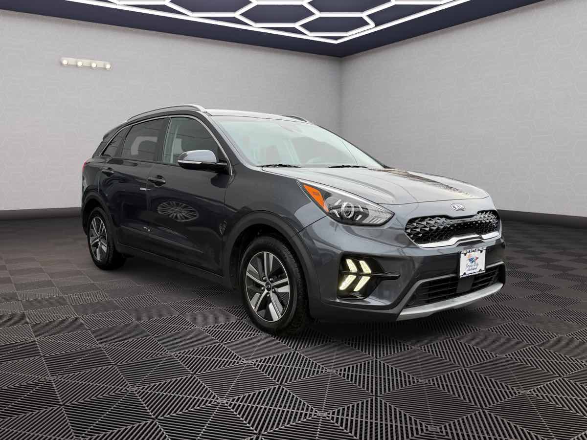 2020 Kia Niro EX photo 2