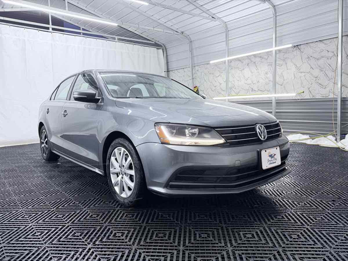 2017 Volkswagen Jetta SE - Photo 9