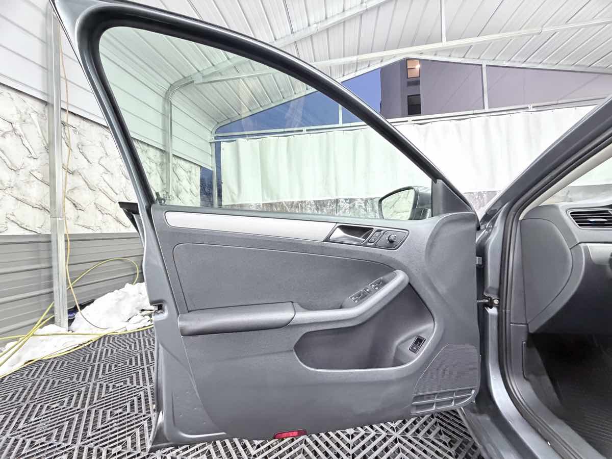2017 Volkswagen Jetta SE - Photo 15
